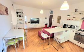 Lux Retreat 3Room Near Fashion District Wifi&Netflx